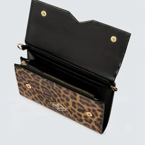 FW5377_001_A0514G_0211_4_1